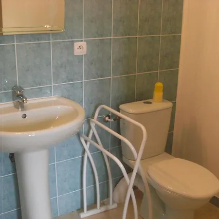 Les Confins Du Perche 2*