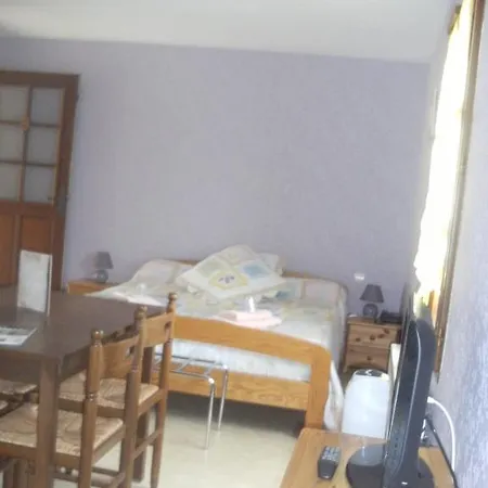 Les Confins Du Perche Hotel 2*