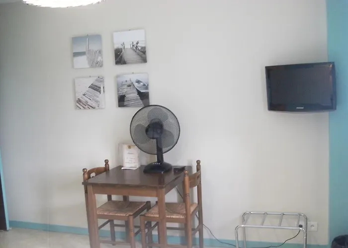 Otel Les Confins Du Perche Tuffé