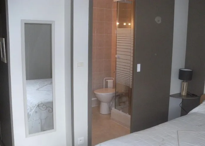 Les Confins Du Perche Tuffé