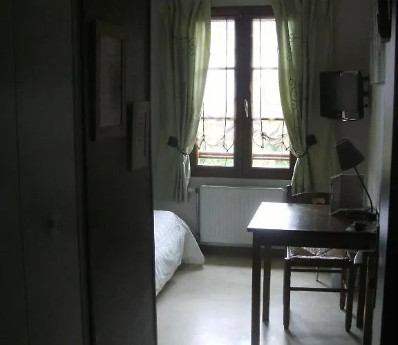 Les Confins Du Perche Otel