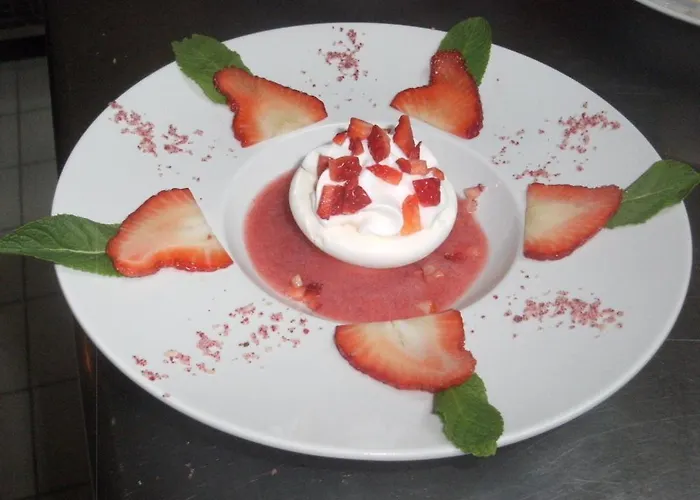 Otel Les Confins Du Perche 2*